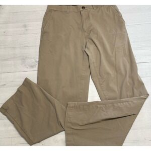 J.M.‎ Haggar men's khaki classic fit pants 32 x 32